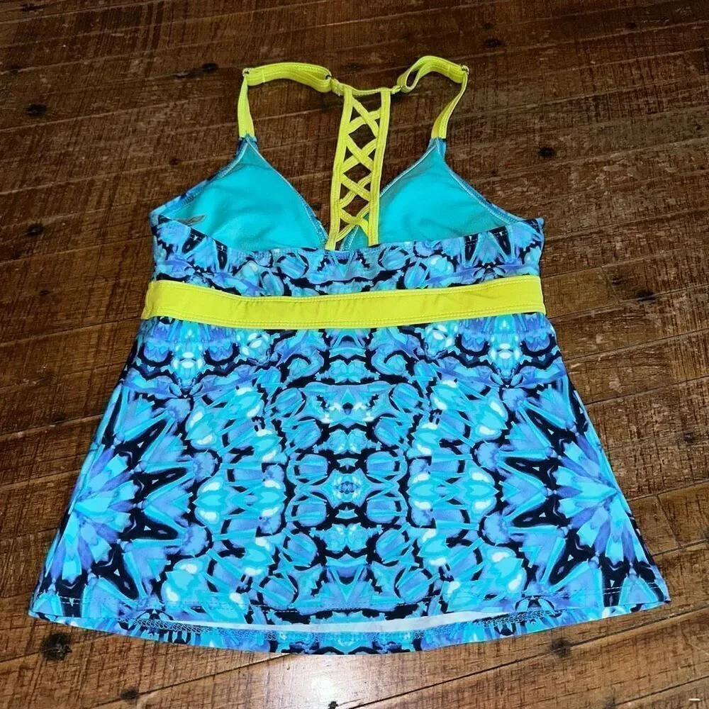 Title Nine blue strappy sporty XS swim padded tankini top